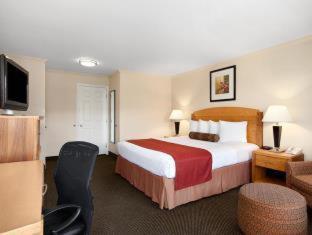 Western Airport & Convention Center Ontario